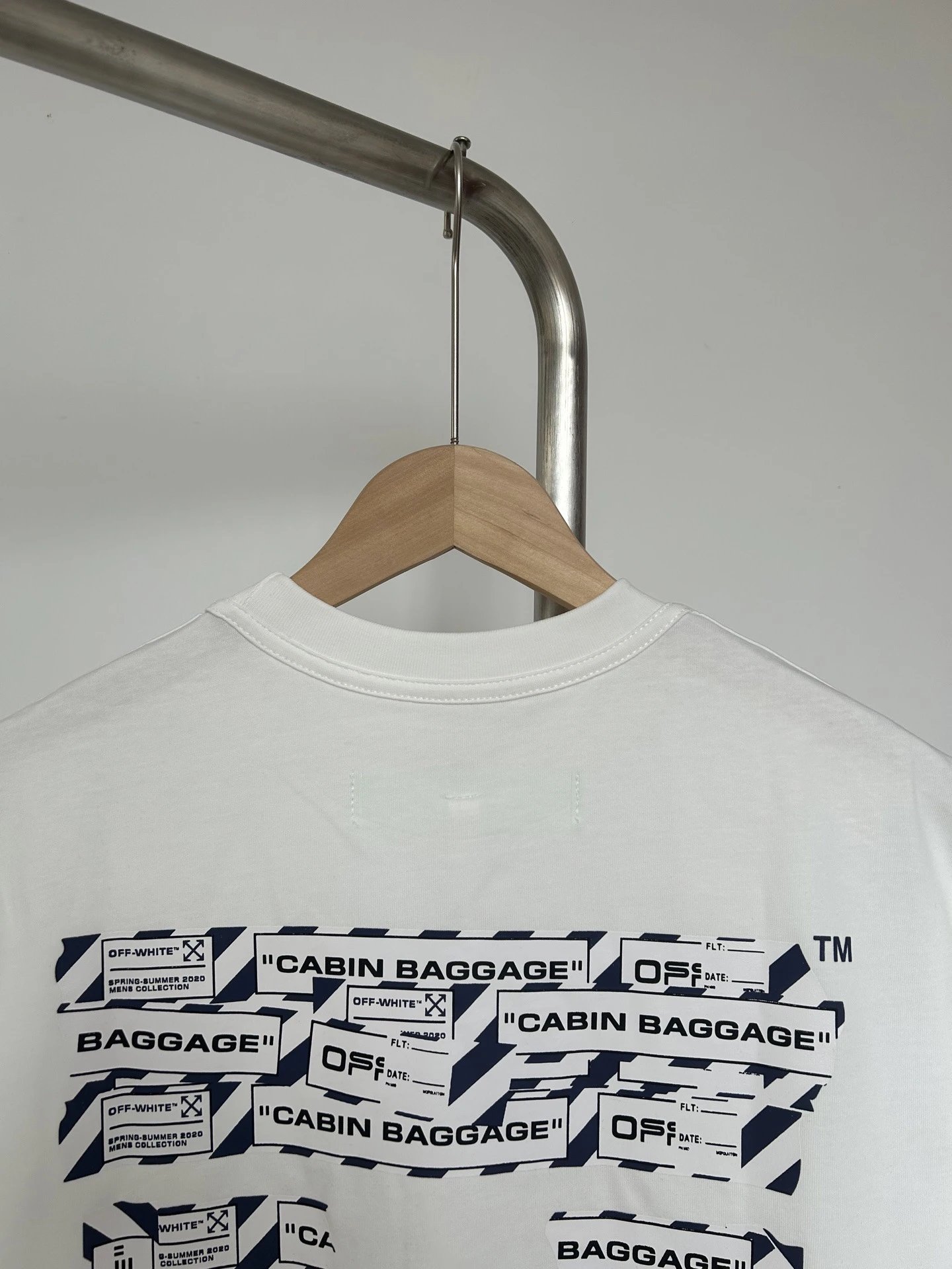 Off-White Sketch Print T-Shirt White - 44