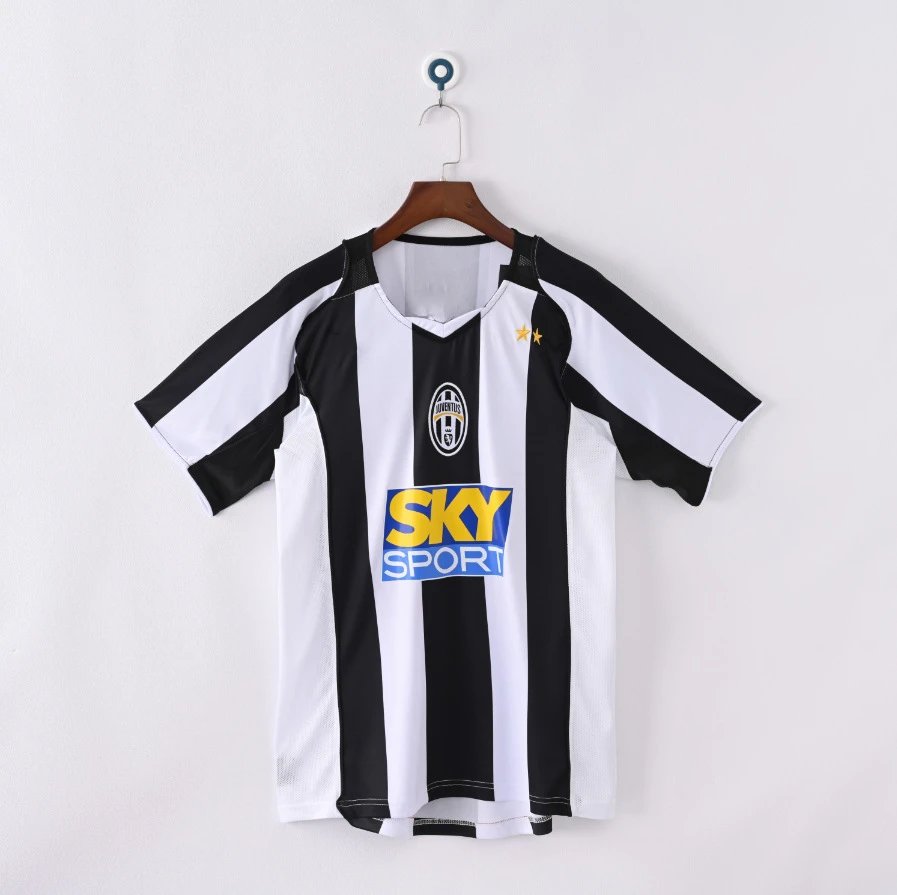 Juventus 1996-97 Home Jersey White - 4