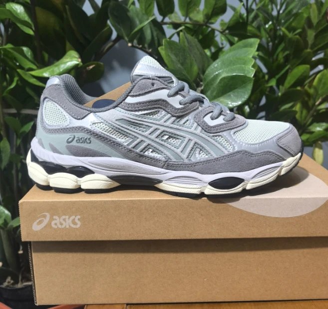 ASICS Sneakers GEL-NYC — Light blue-gray