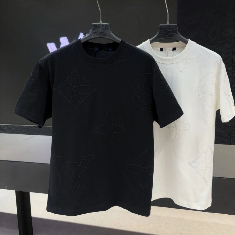 Louis Vuitton Monogram Embroidered Black T-Shirt - 5