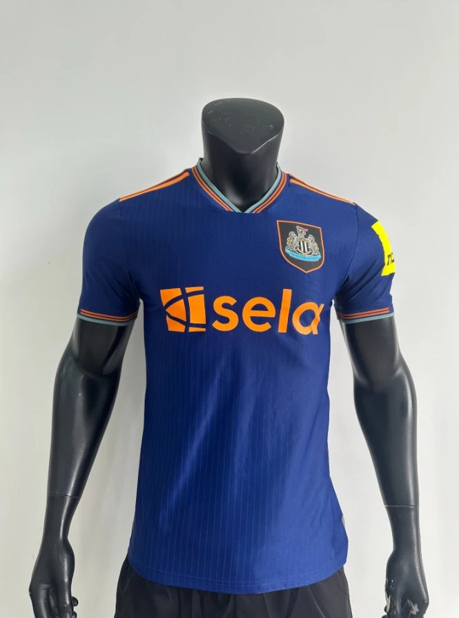 Design Benfica Away Jersey 2023-24 Cream with Red Accents Jersey - 12