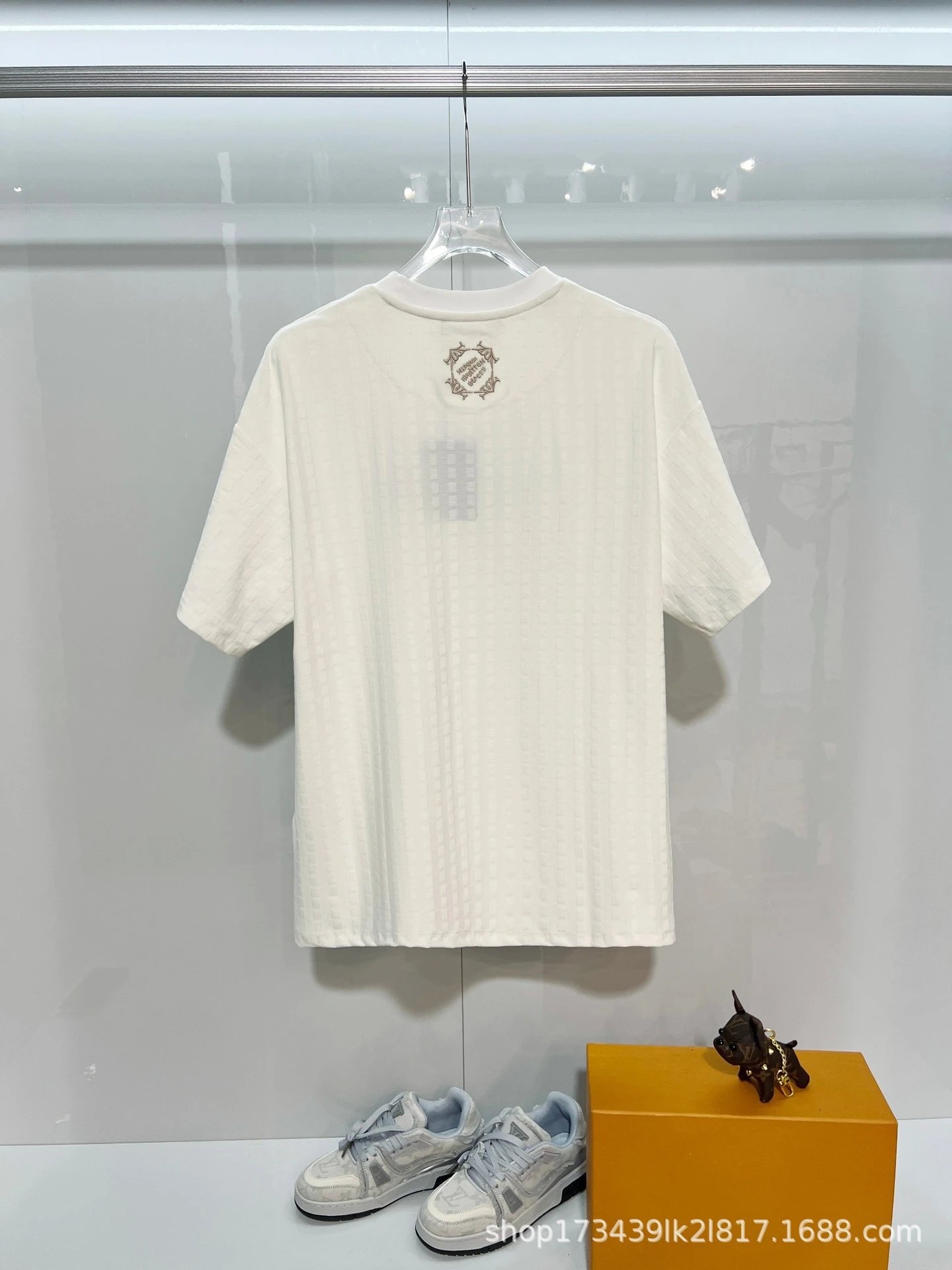 Design Embroidered Logo White T-Shirt - 5