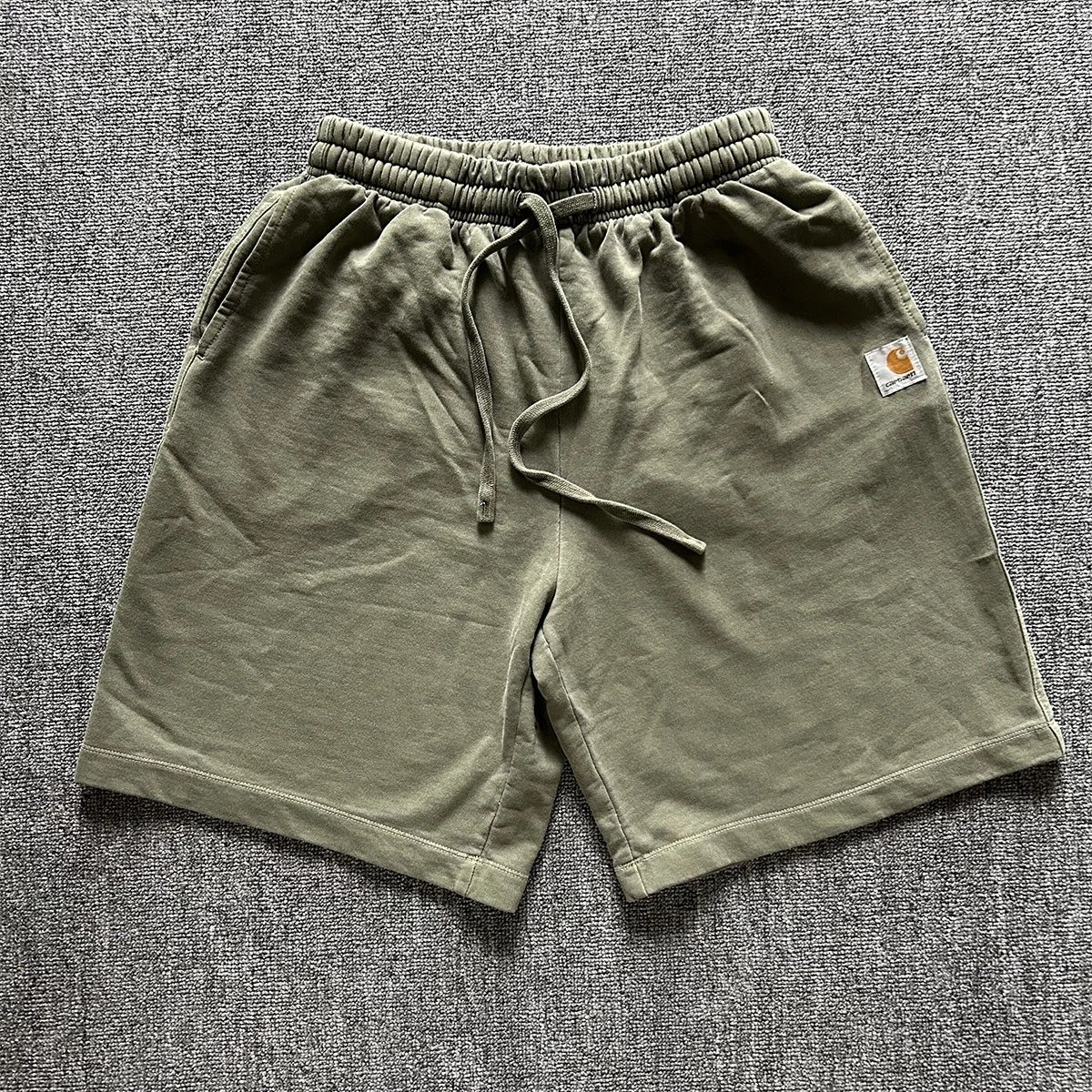 Carhartt Work In Progress Carhartt WIP Sweat Shorts Army Green Shorts - 17