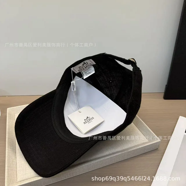 Hermès Hats Embroidered Horse Patch Baseball Cap product detail image 4