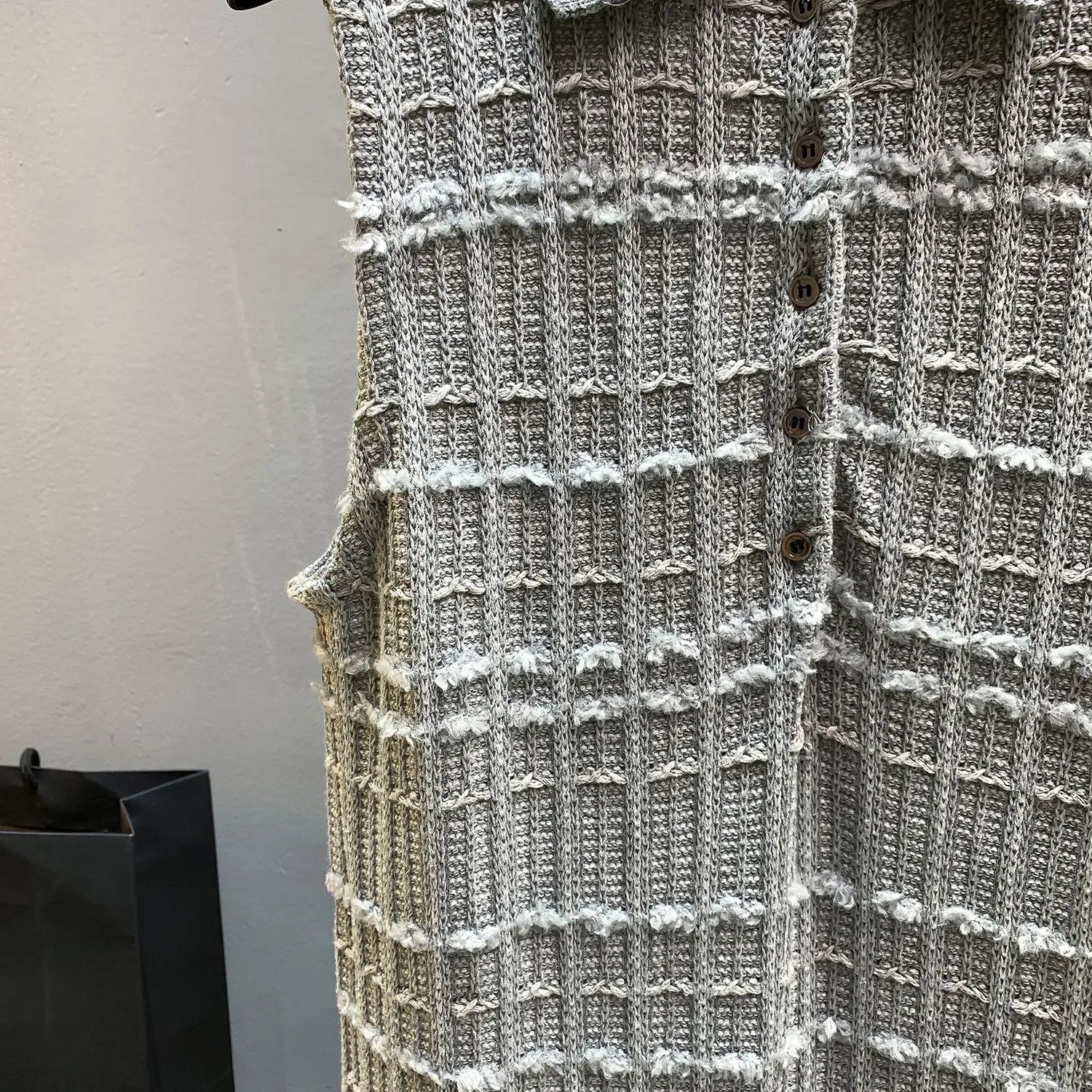 Chanel Tweed Collarless Sleeveless Dress in Gray-White - 11
