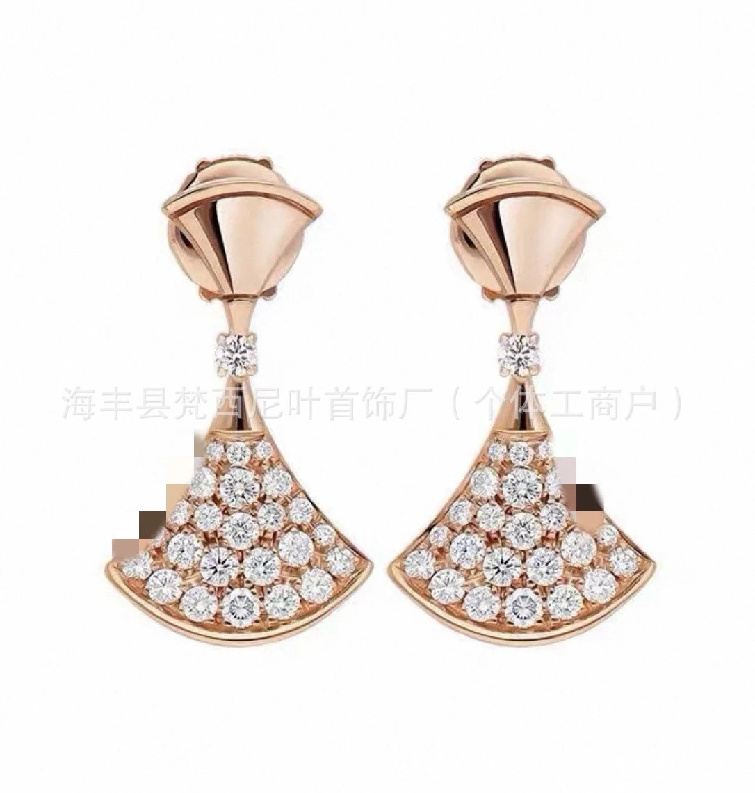 Design Fan-Shaped Mother-of-Pearl Earrings with Gold Plating and Cubic Zirconia Jewelry - 13