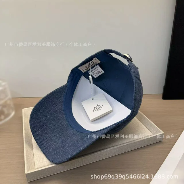 Hermès Hats Embroidered Horse Patch Baseball Cap product detail image 12