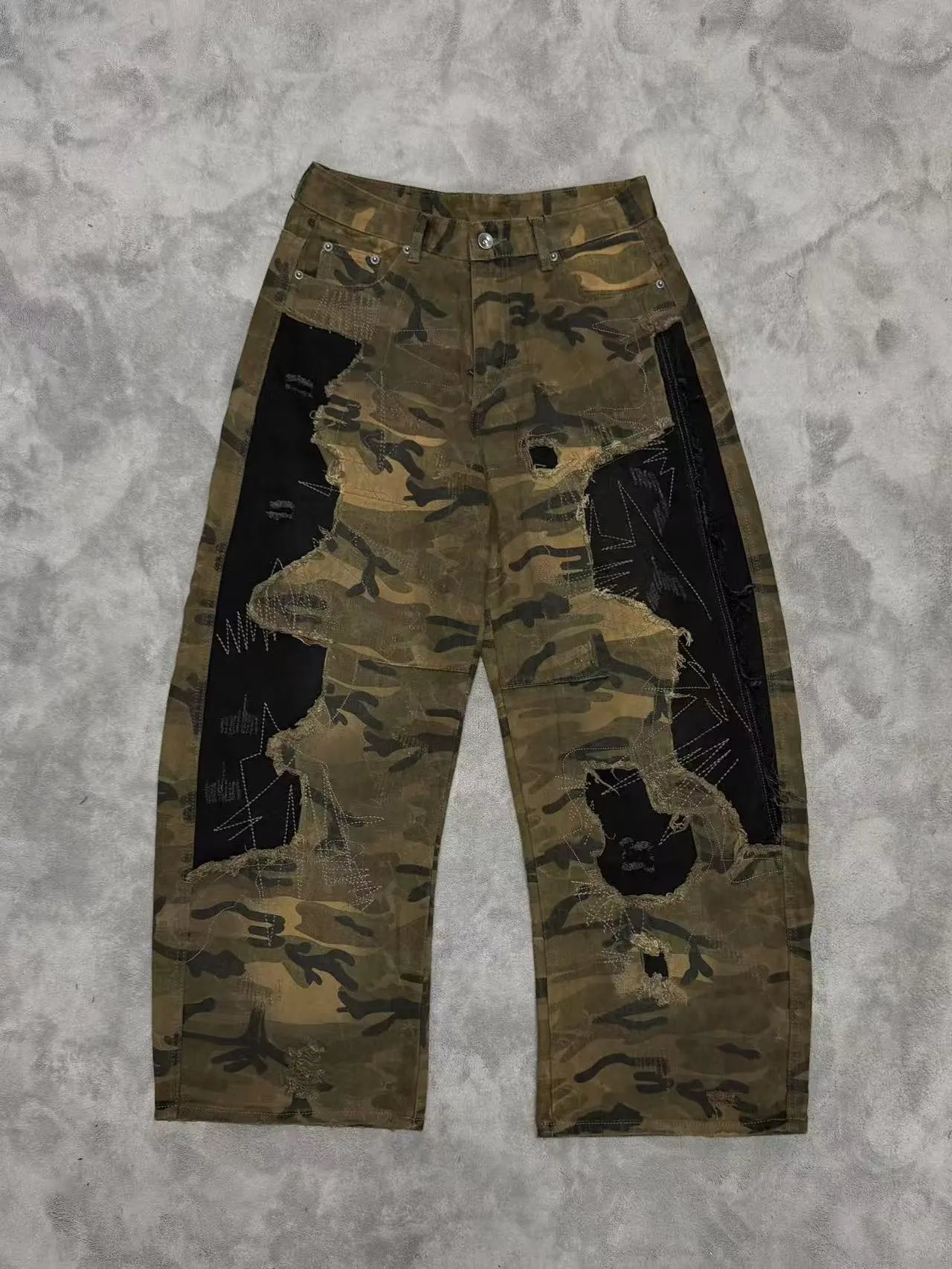 Design Distressed Paint-Splatter Patchwork Jeans - 4