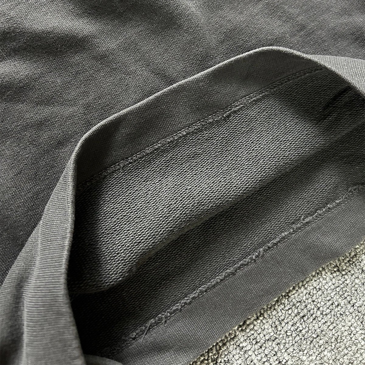 Carhartt Work In Progress Carhartt WIP Sweat Shorts Army Green Shorts - 22