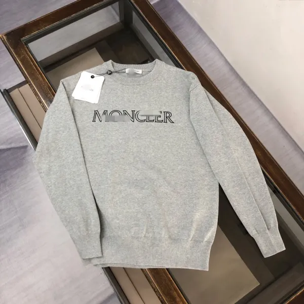 Moncler Logo Embroidered Crewneck Sweater Gray - 1