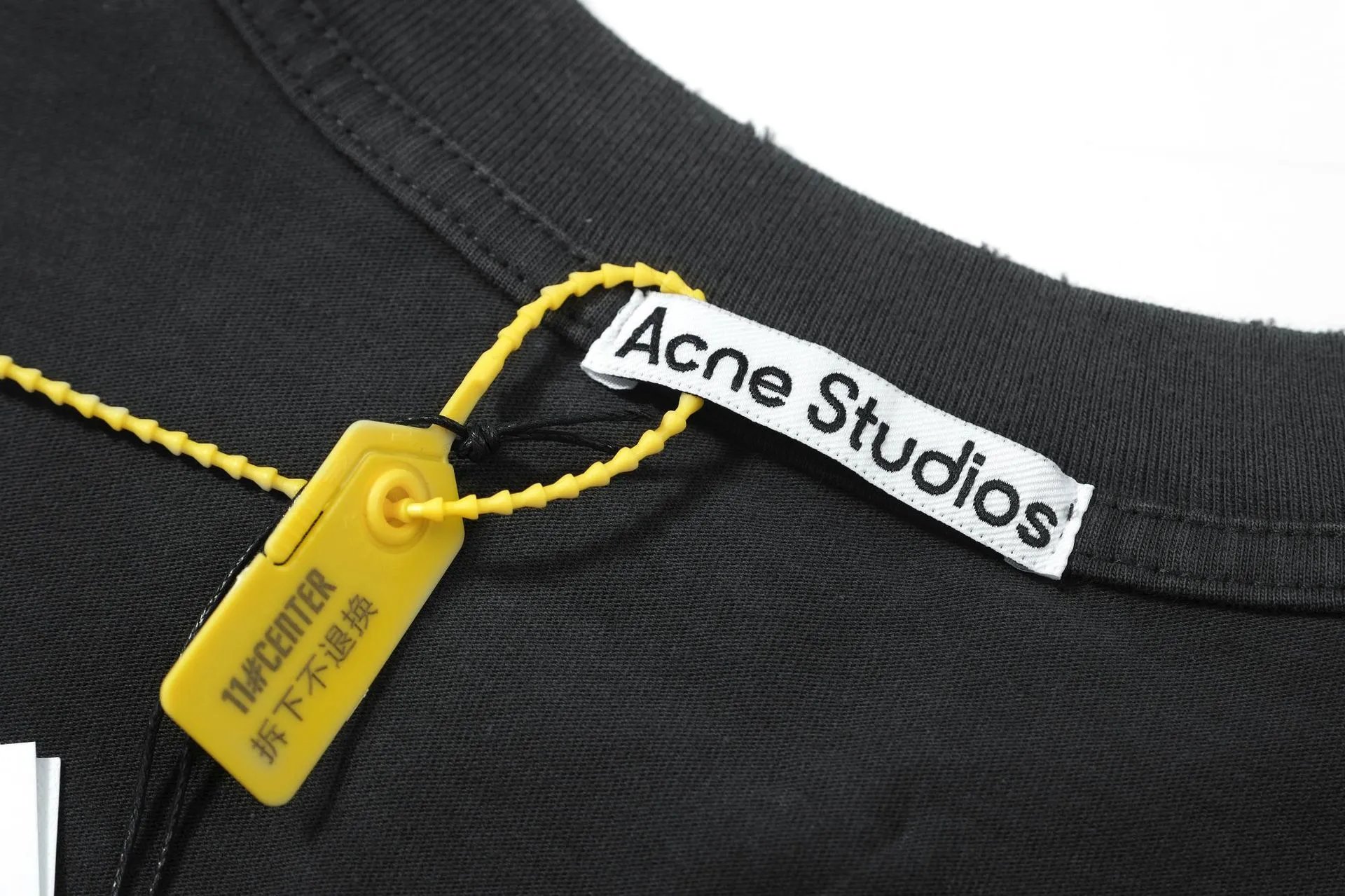 Acne Studios Embroidered Logo Long-Sleeve T-Shirt Olive Green - 20