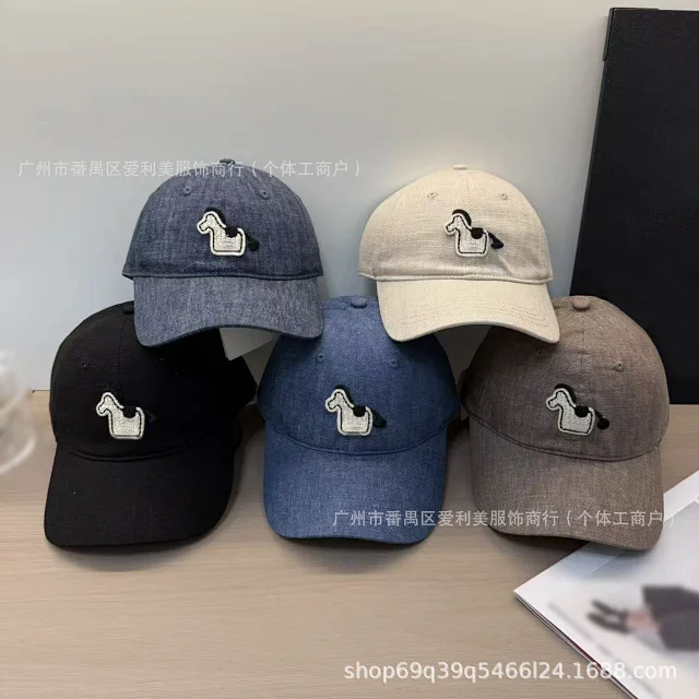 Hermès Hats Embroidered Horse Patch Baseball Cap product detail image 1