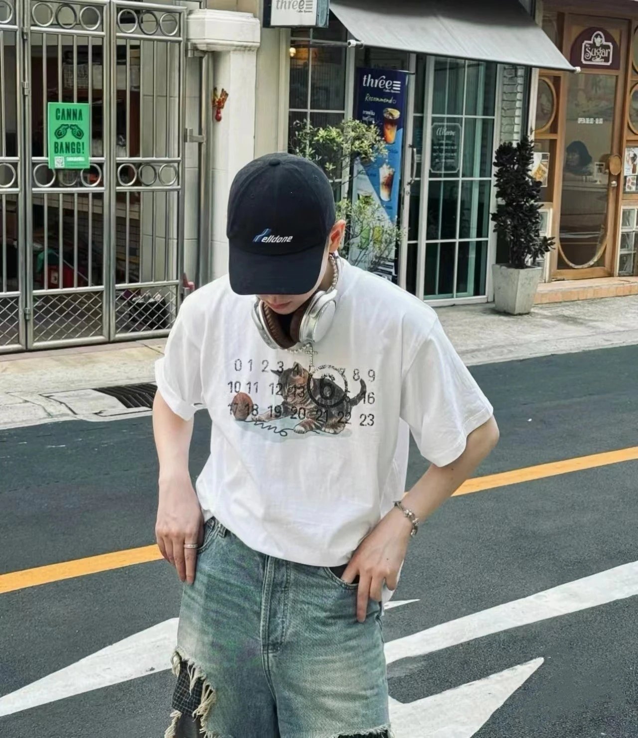 Comme des Garçons Play Cat Print Olive Green T-Shirt - 30