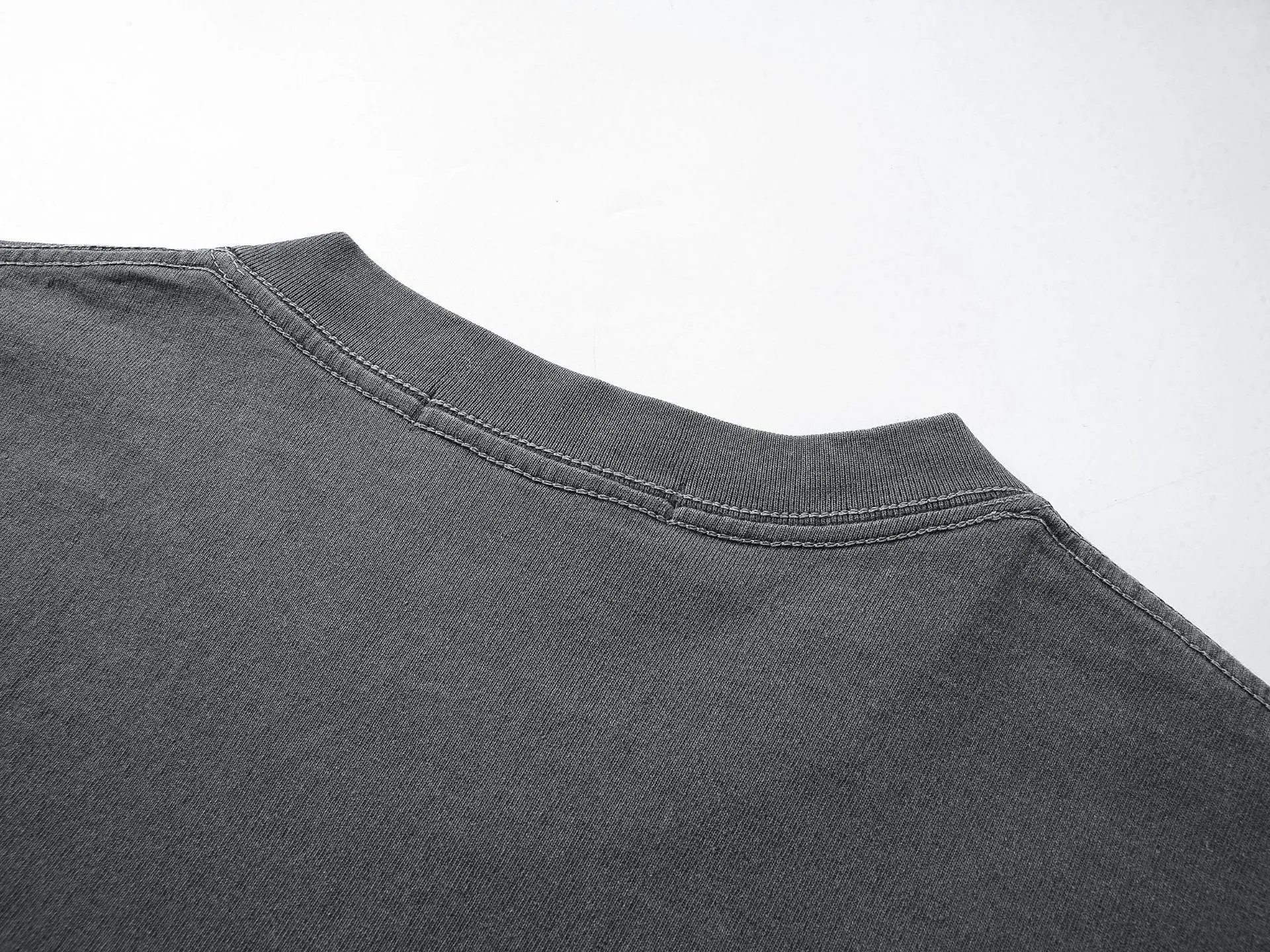 Carhartt Work In Progress Carhartt WIP Logo Raglan T-Shirt Navy / Gray T-Shirts - 22