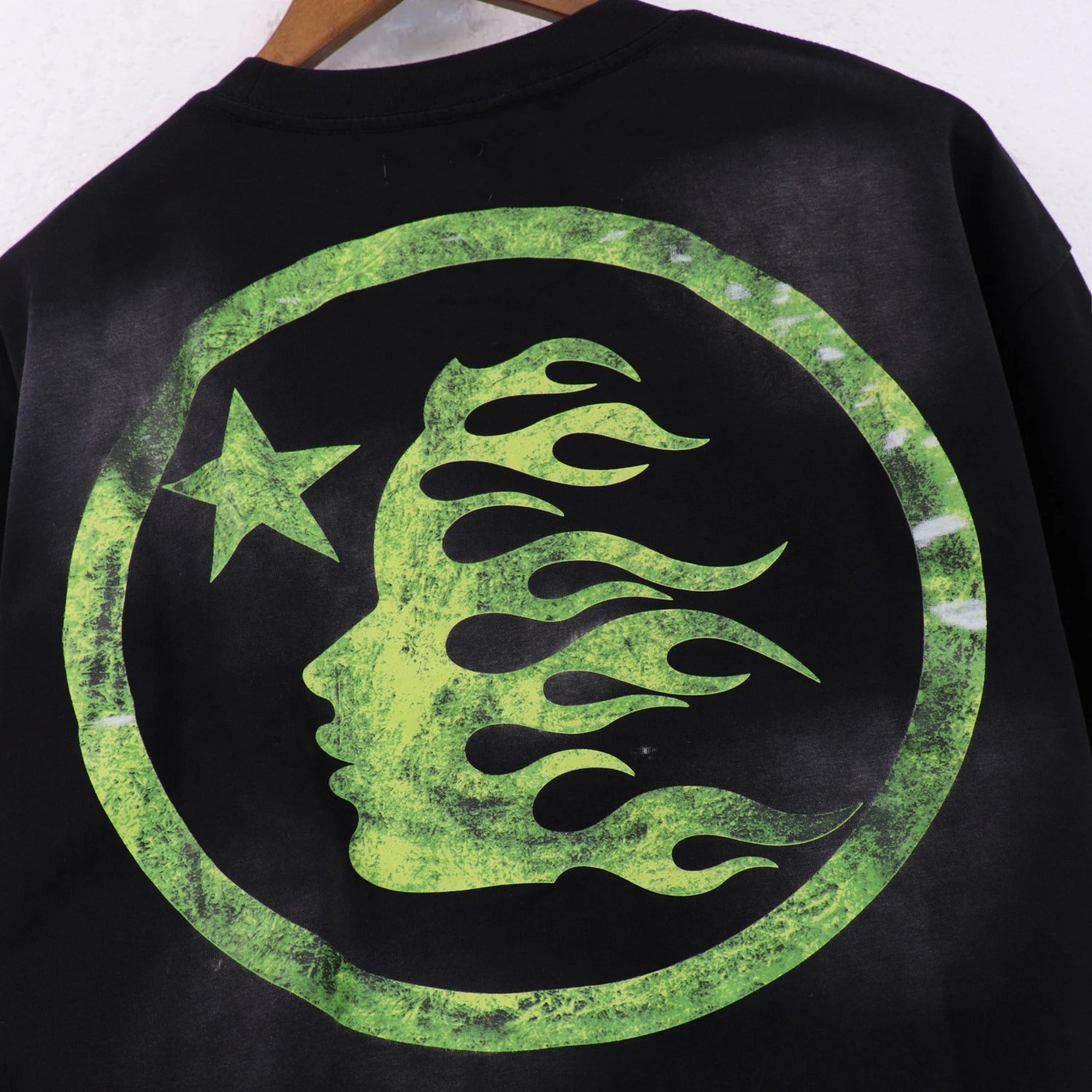 Hellstar Star Flame Graphic T-Shirt White - 30