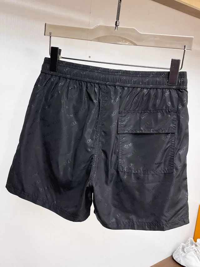 Moncler Shorts M242 logo-print drawstring product detail image 16
