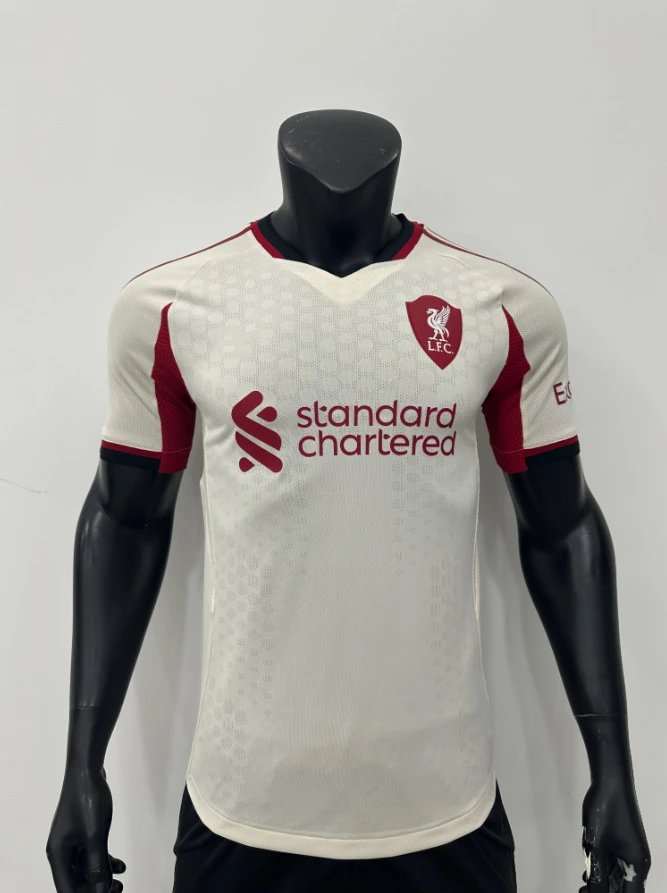 Design Benfica Away Jersey 2023-24 Cream with Red Accents Jersey - 18