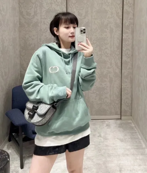 Design Minimalist Apple Logo Hoodie Gray - 3