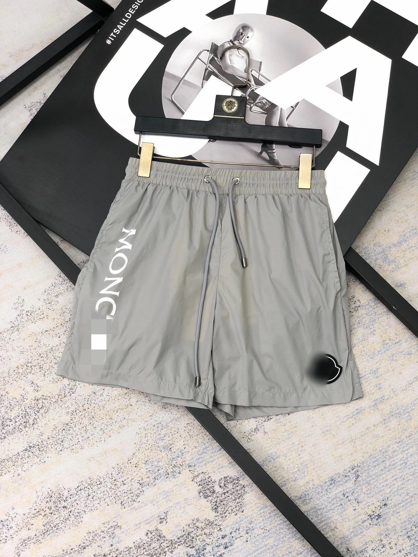 Moncler Shorts M241 drawstring logo — M241 Grey