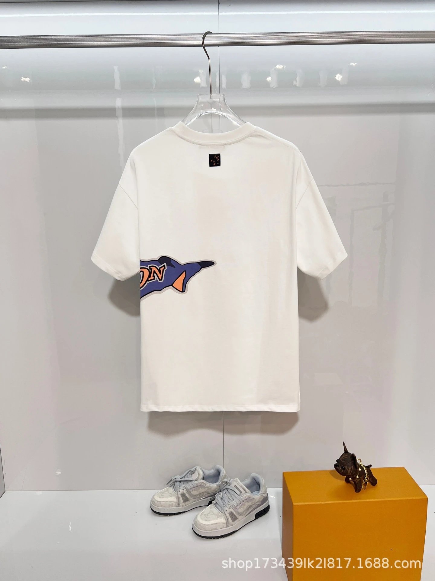Design Embroidered Logo White T-Shirt - 4