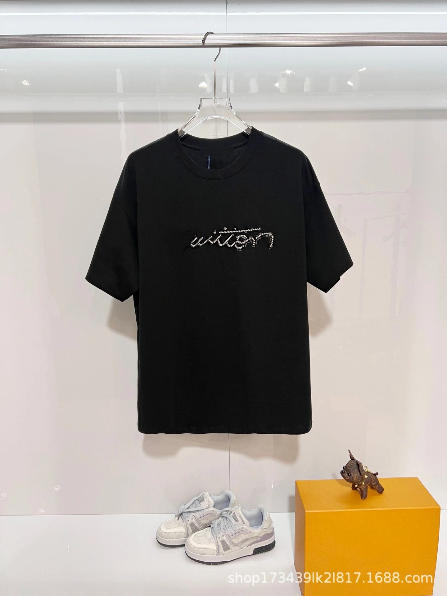 Design Embroidered Logo White T-Shirt - 12