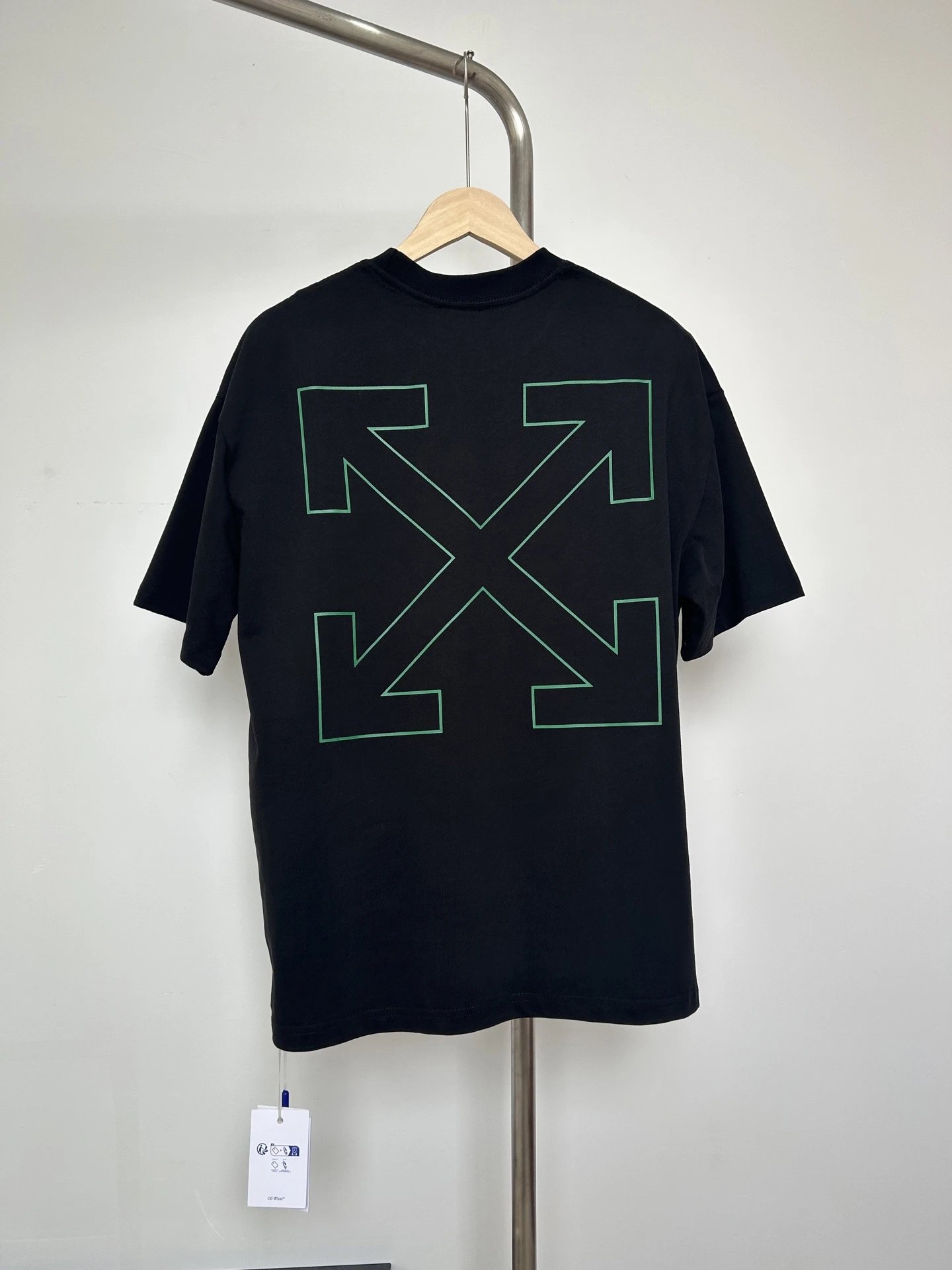 Off-White Arrow Print T-Shirt Black - 42
