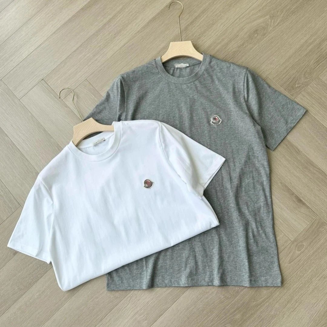 Moncler Logo Patch Black T-Shirt - 7