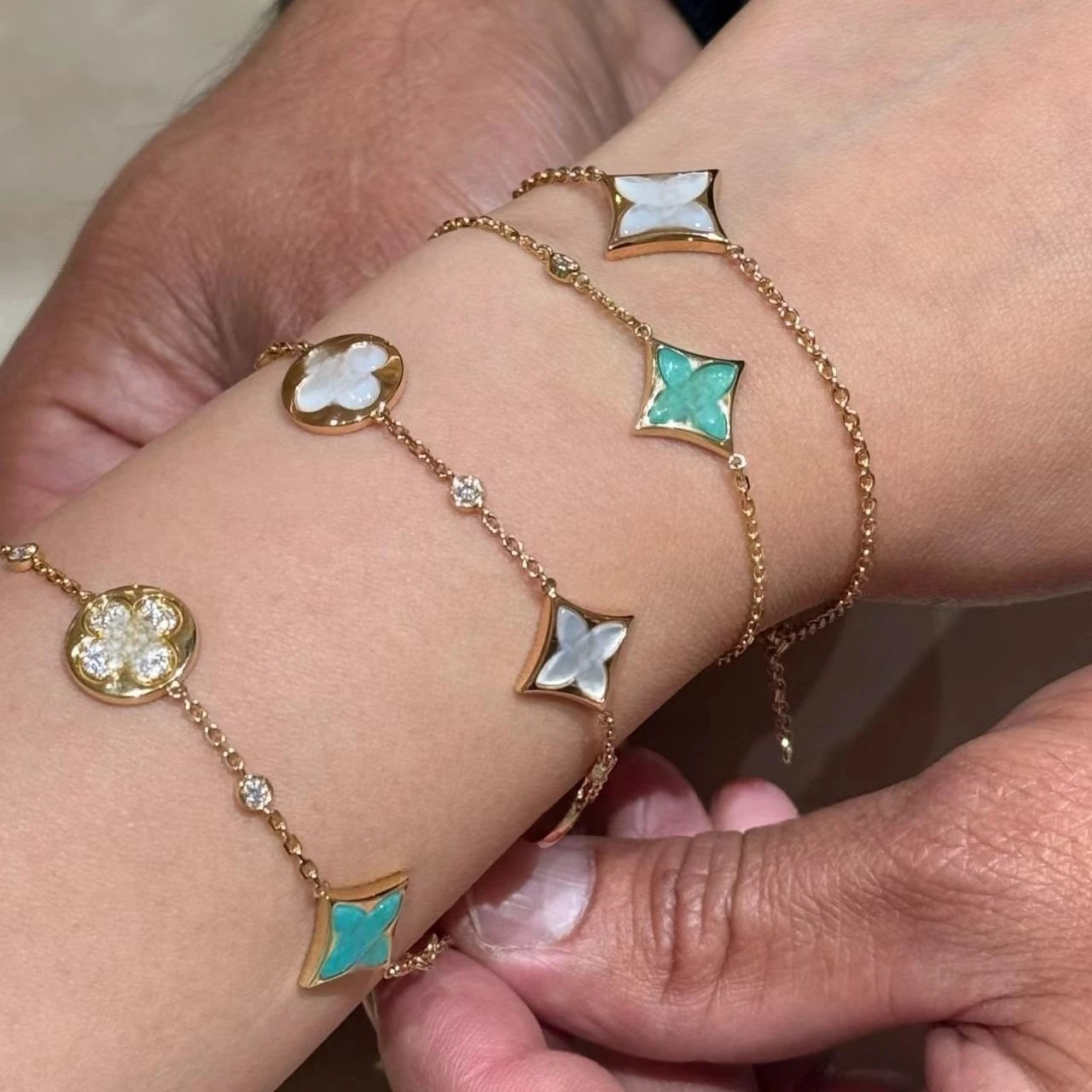 Gold Clover Charm Br