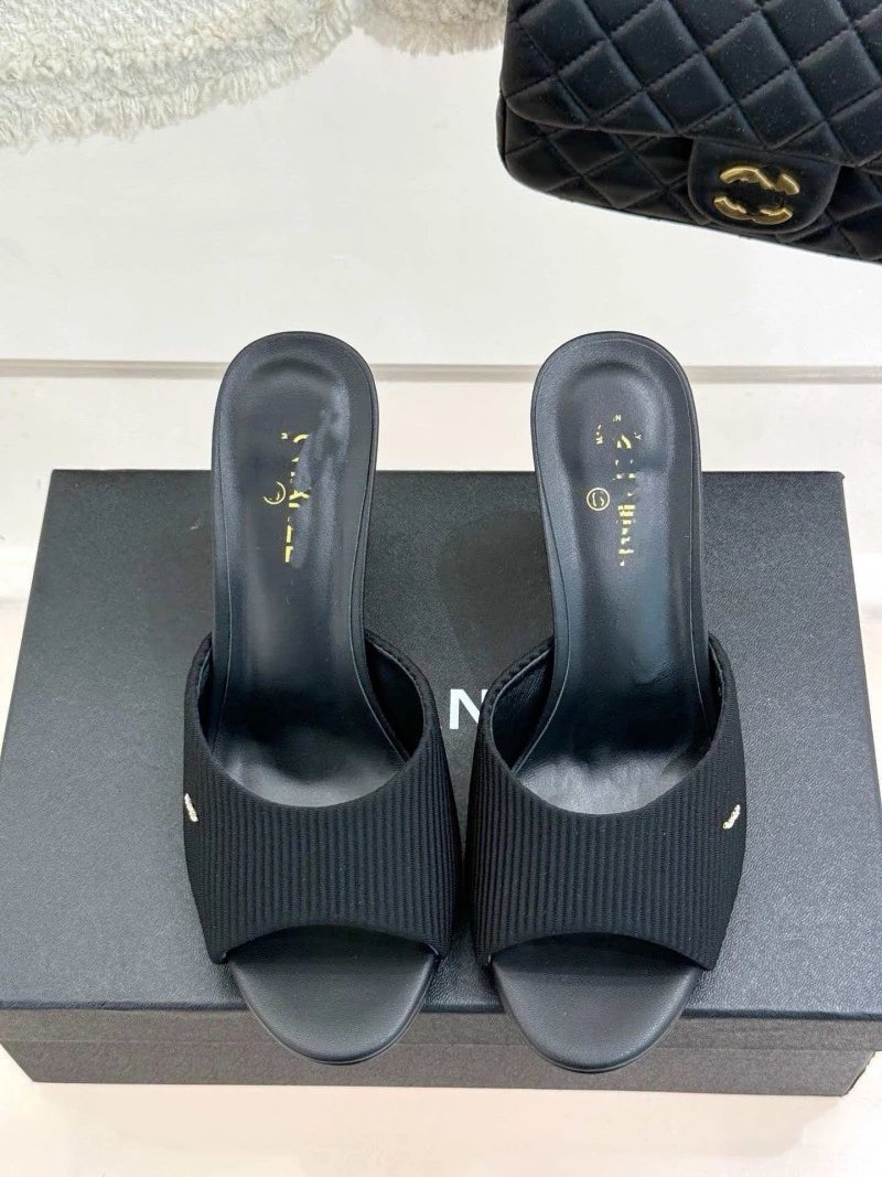 Chanel Mule Sandals Black Ribbed Leather Slippers - 3