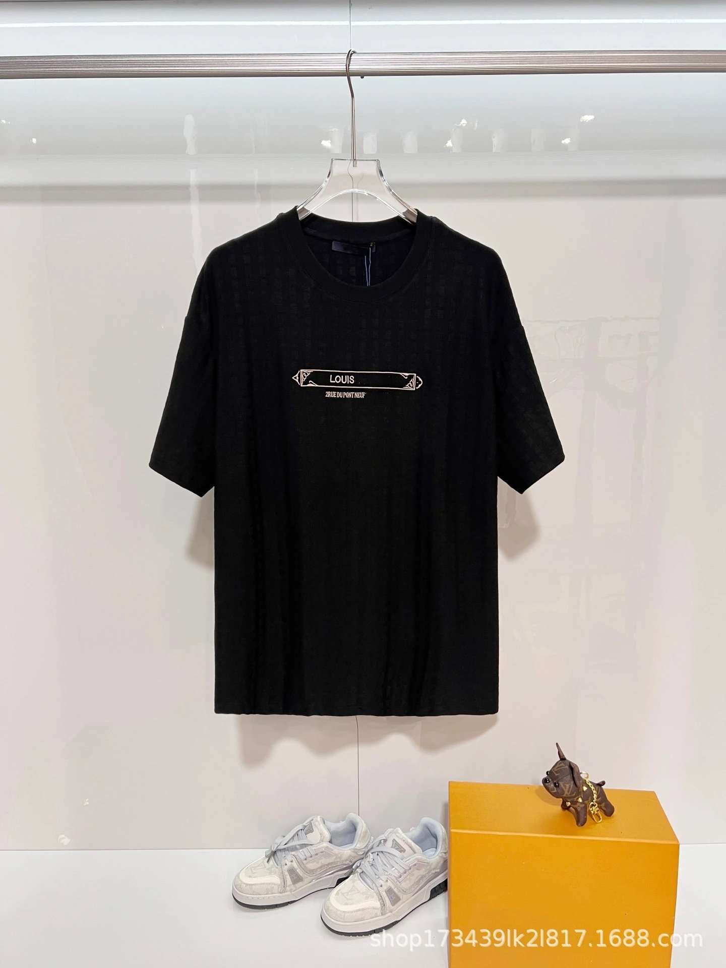 Design Embroidered Logo White T-Shirt - 8