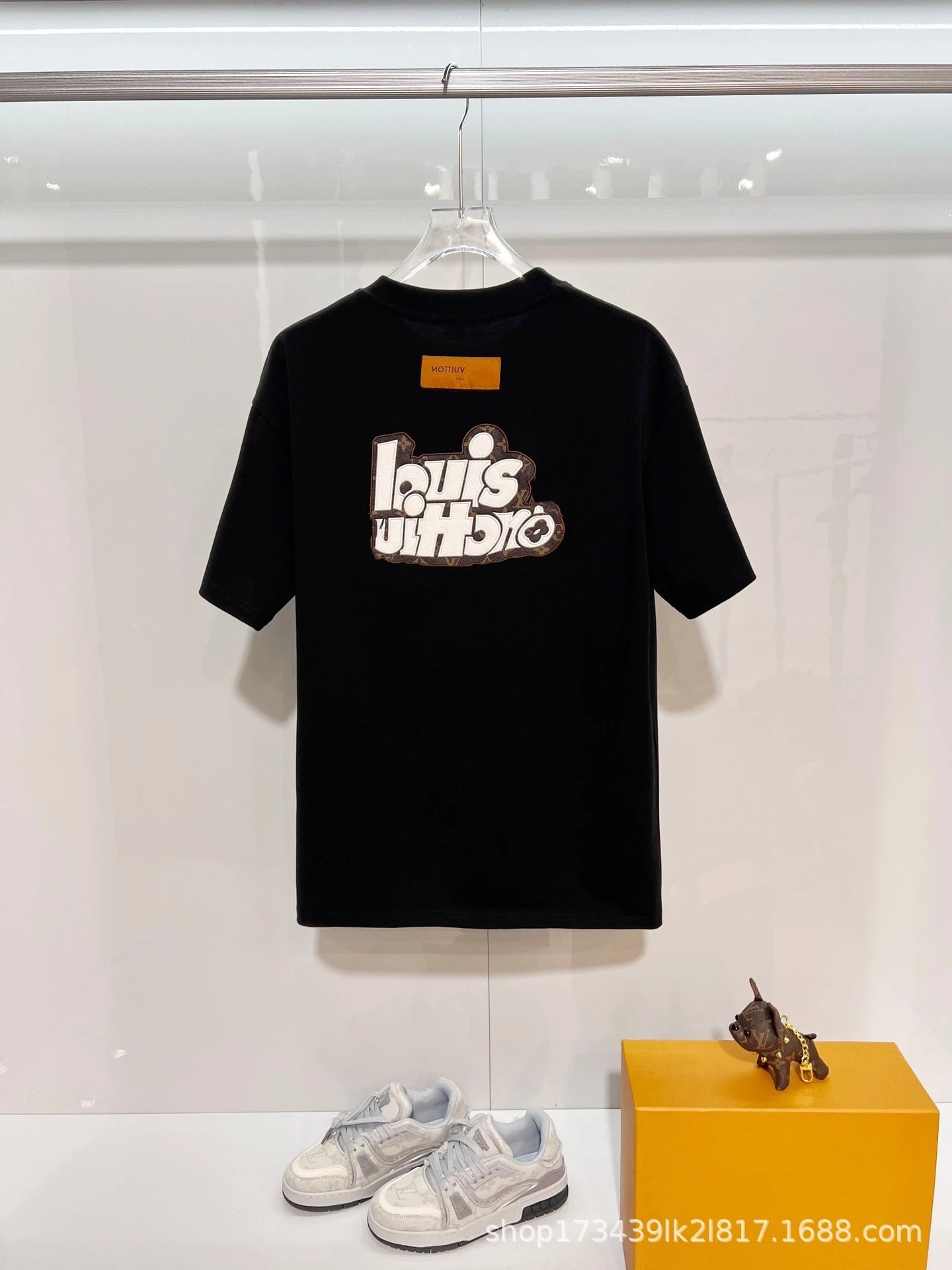 Valentino V Logo Embroidered Black T-Shirt - 15