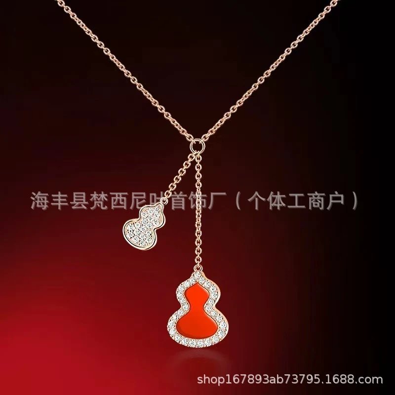 Design Carved Agate Heart Pendant Necklace with Cubic Zirconia in Gold-Tone Jewelry - 8