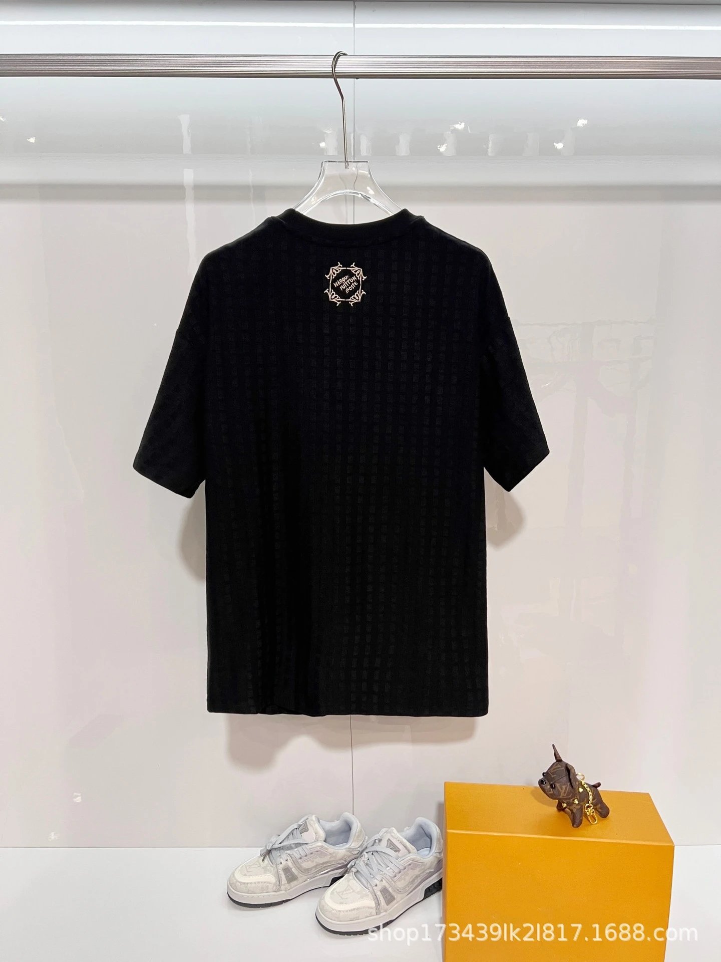 Design Embroidered Logo White T-Shirt - 7