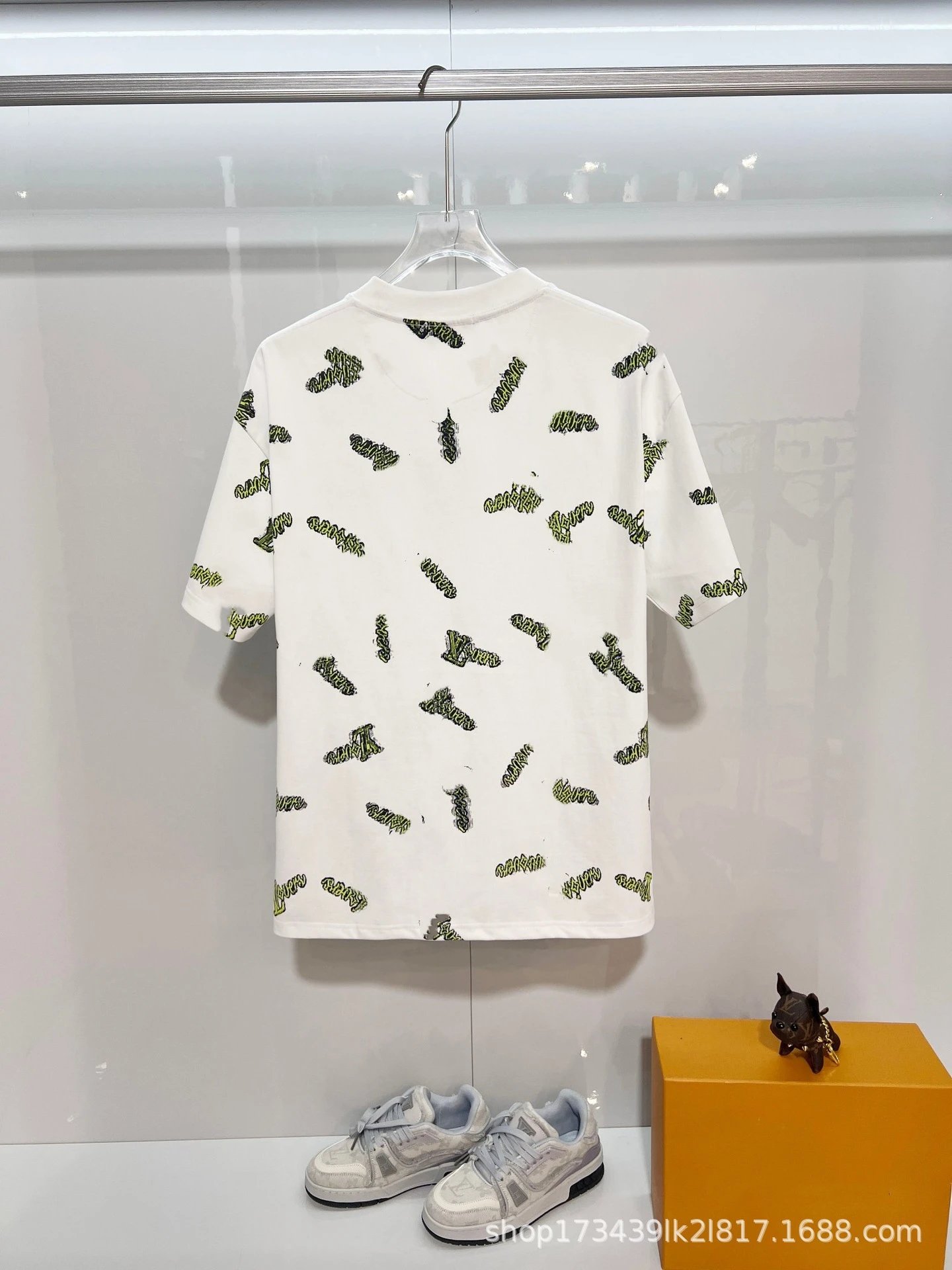 Design Embroidered Logo White T-Shirt - 39