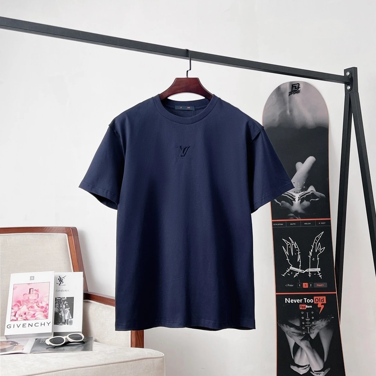 Louis Vuitton Monogram Embroidered Black T-Shirt - 5