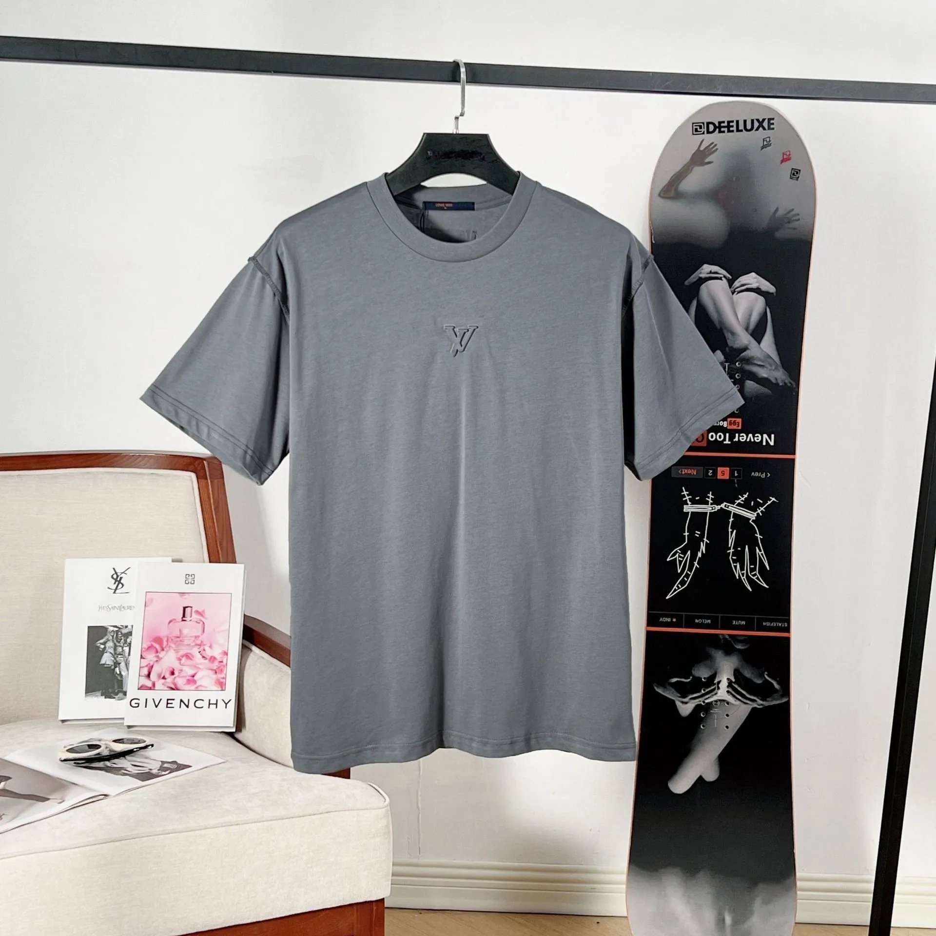 Louis Vuitton Monogram Embroidered Black T-Shirt - 12
