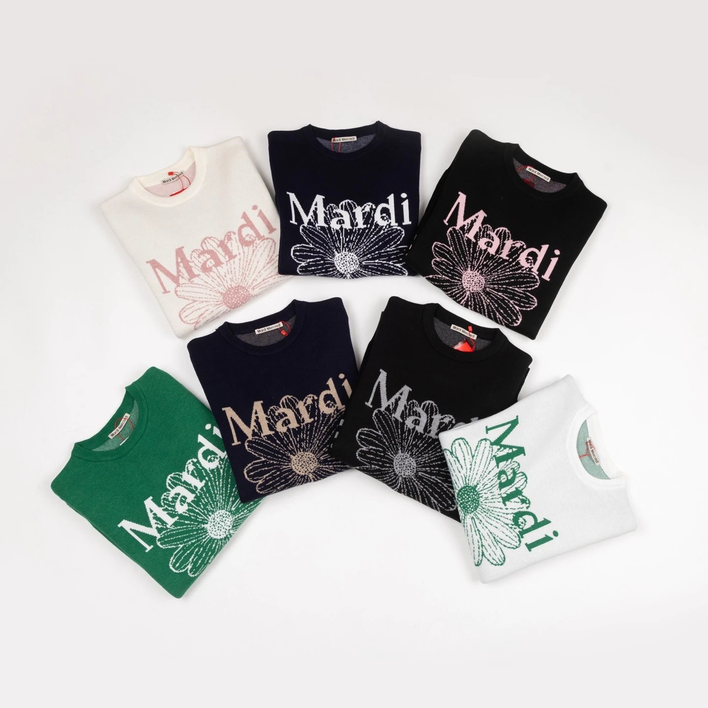 Mardi Mardis White F
