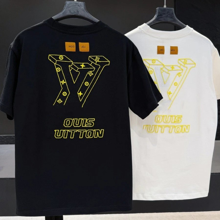 Louis Vuitton Monogram Embroidered Black T-Shirt - 4