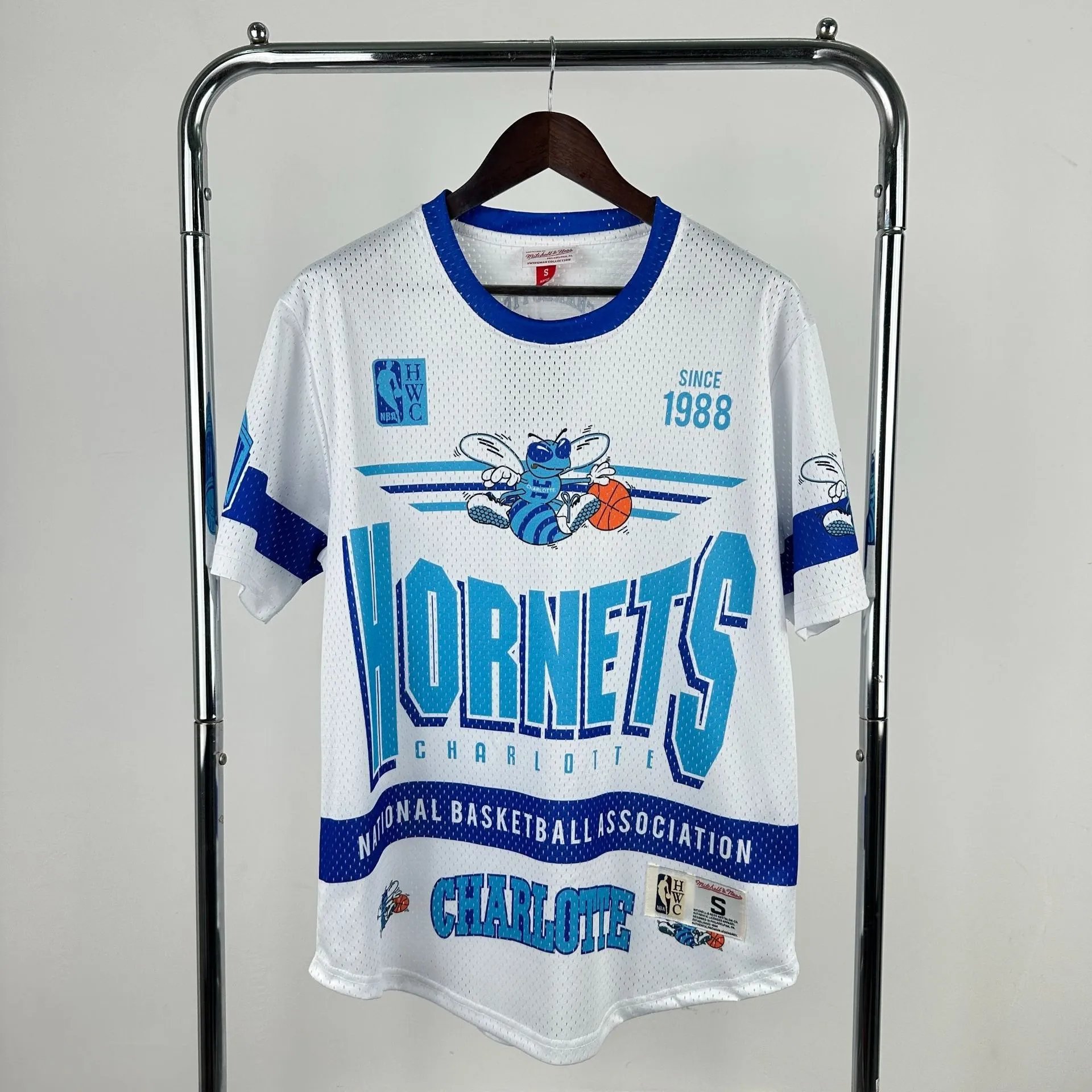 Mitchell & Ness Houston Rockets Throwback Mesh Jersey White - 17
