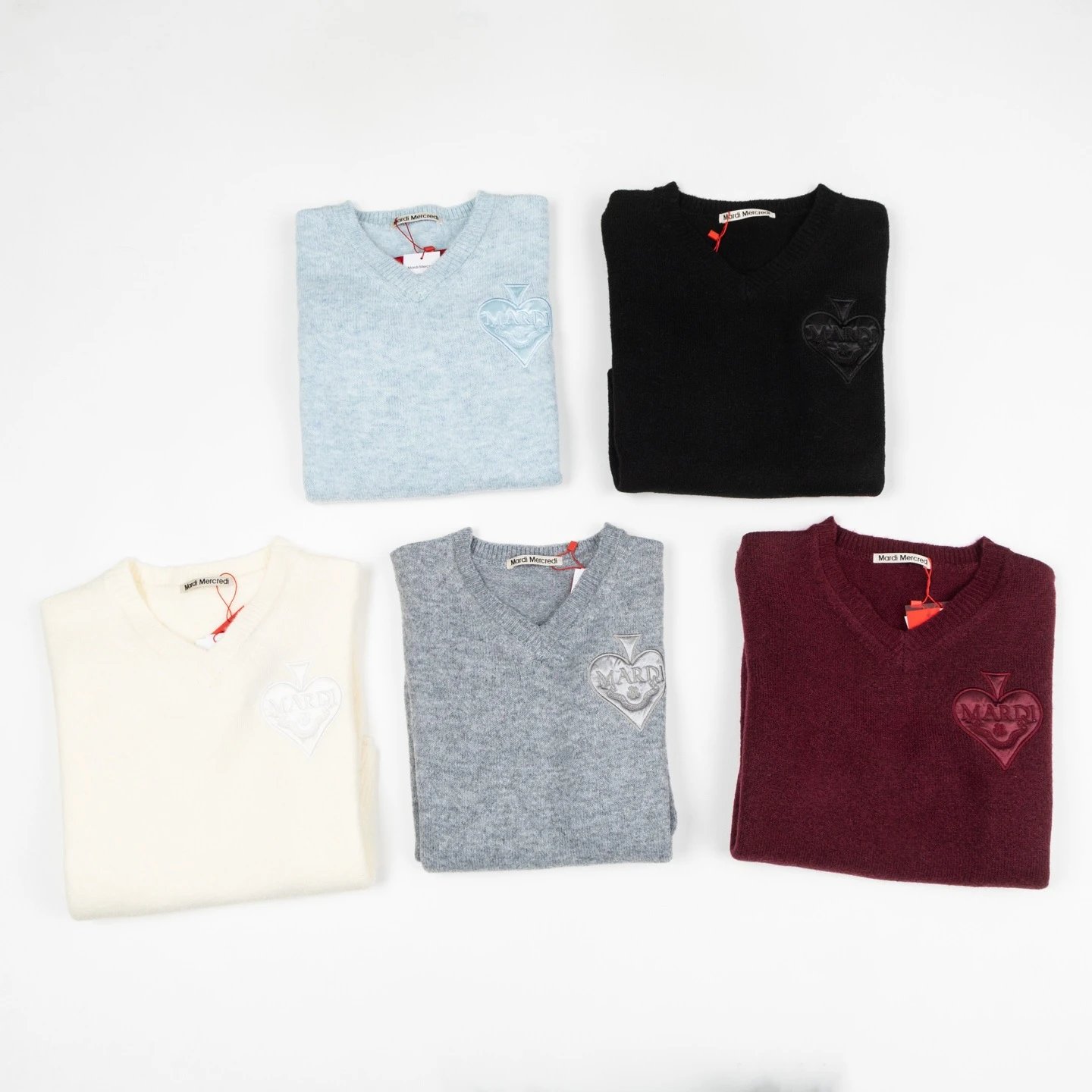 Mardi Mercredi Heart Embroidered V-Neck Sweater Gray - 17