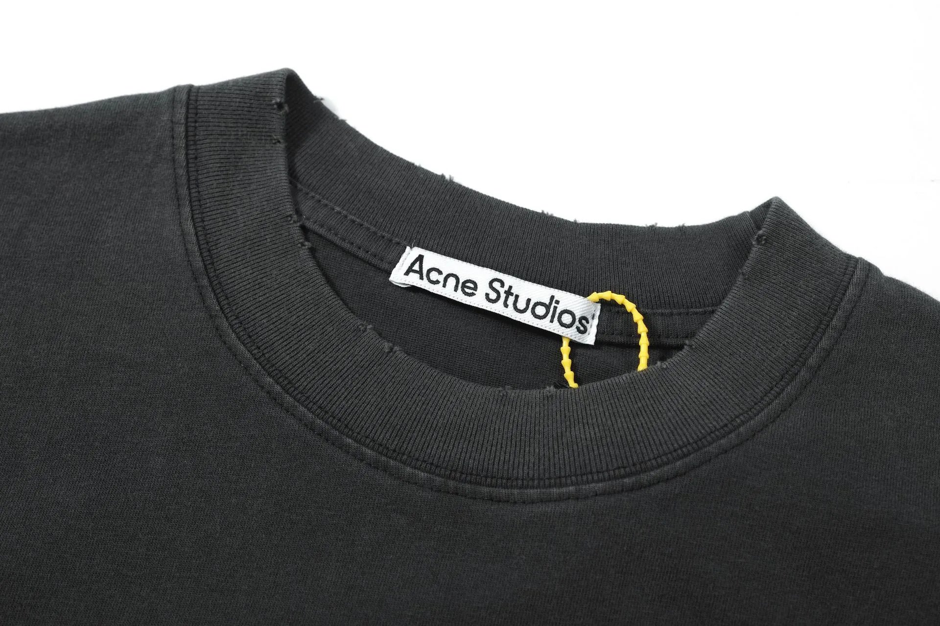 Acne Studios Embroidered Logo Long-Sleeve T-Shirt Olive Green - 9