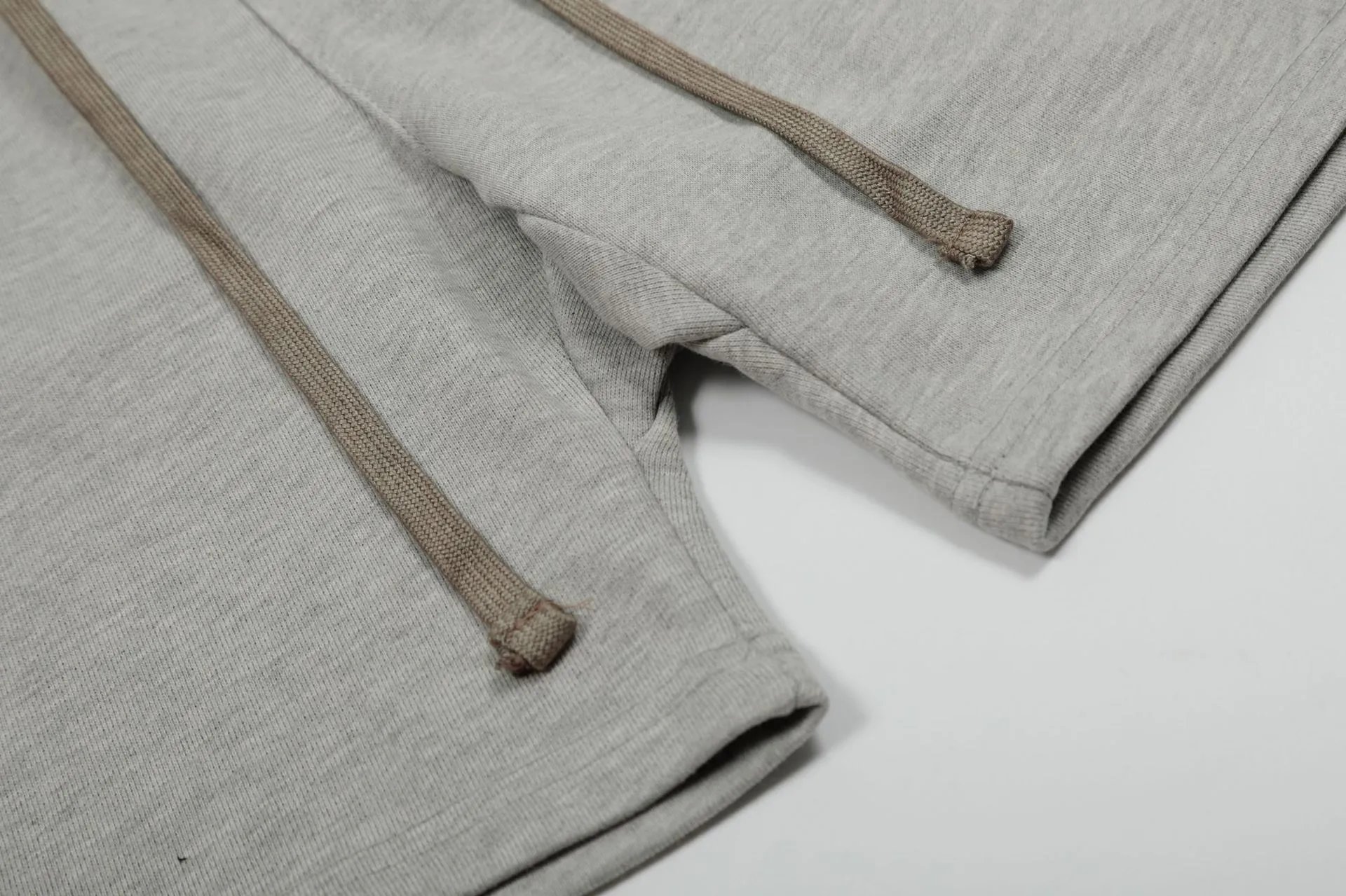 Fear of God Essentials Logo Shorts Burgundy - 18