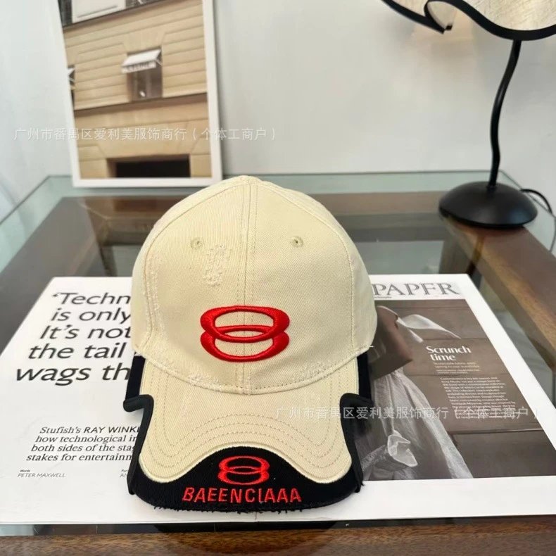 Balenciaga BAAENCIAGA Logo Baseball Cap Beige / Black - 11