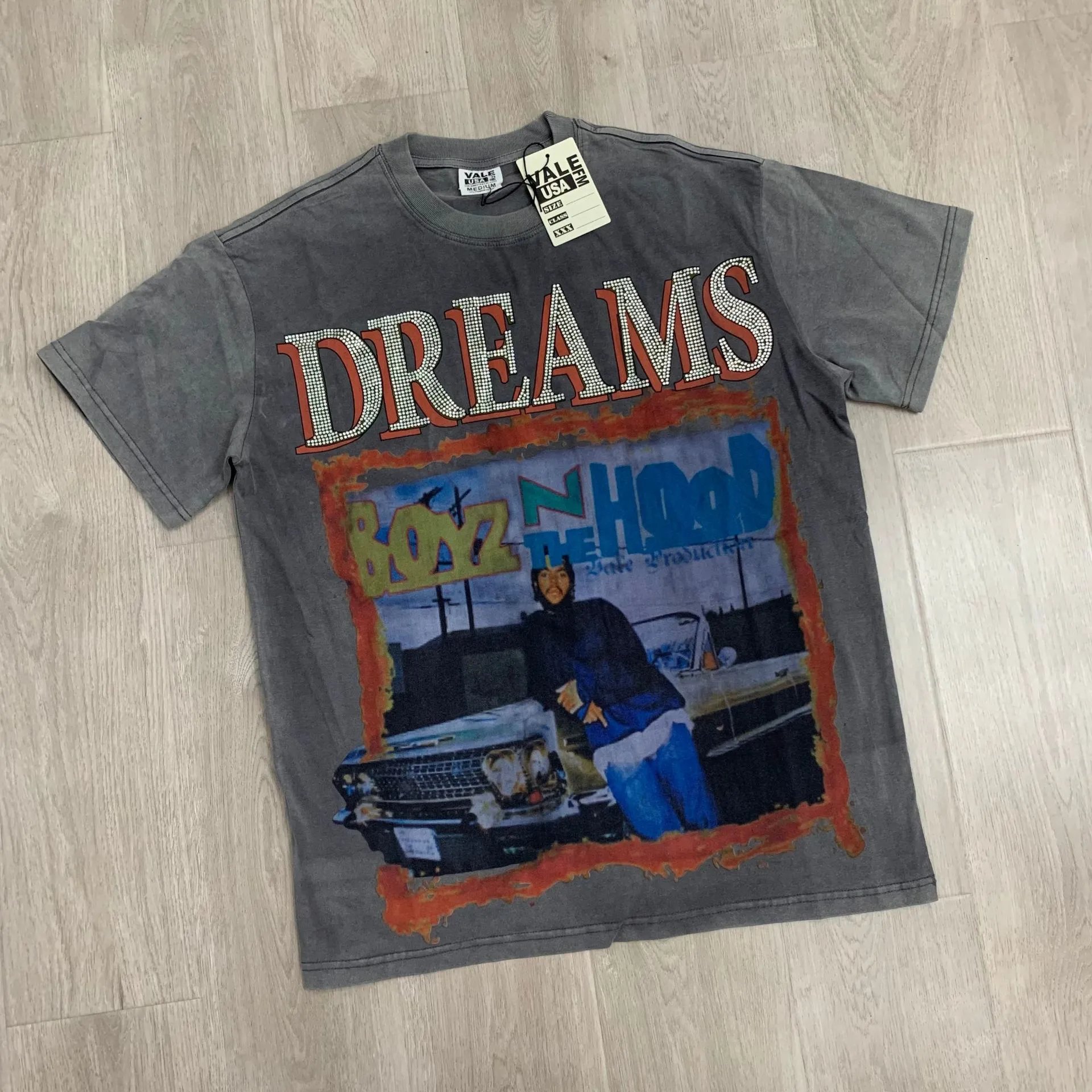 Design Peace Magazine Print T-Shirt White with Red Trim - 15