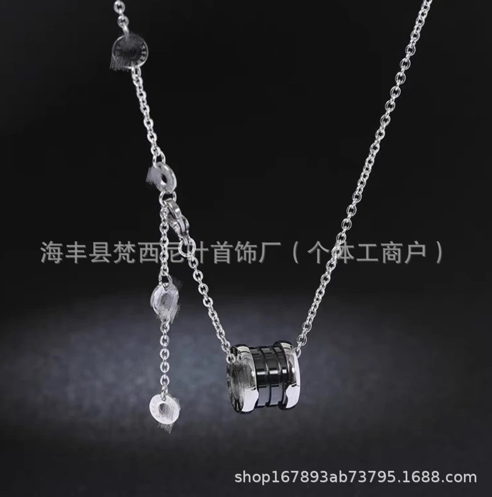 Design Triple Ring Pendant Necklace Silver Jewelry - 4