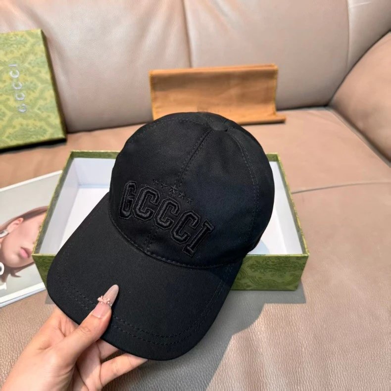 Gucci Embroidered Logo Black Baseball Cap - 4