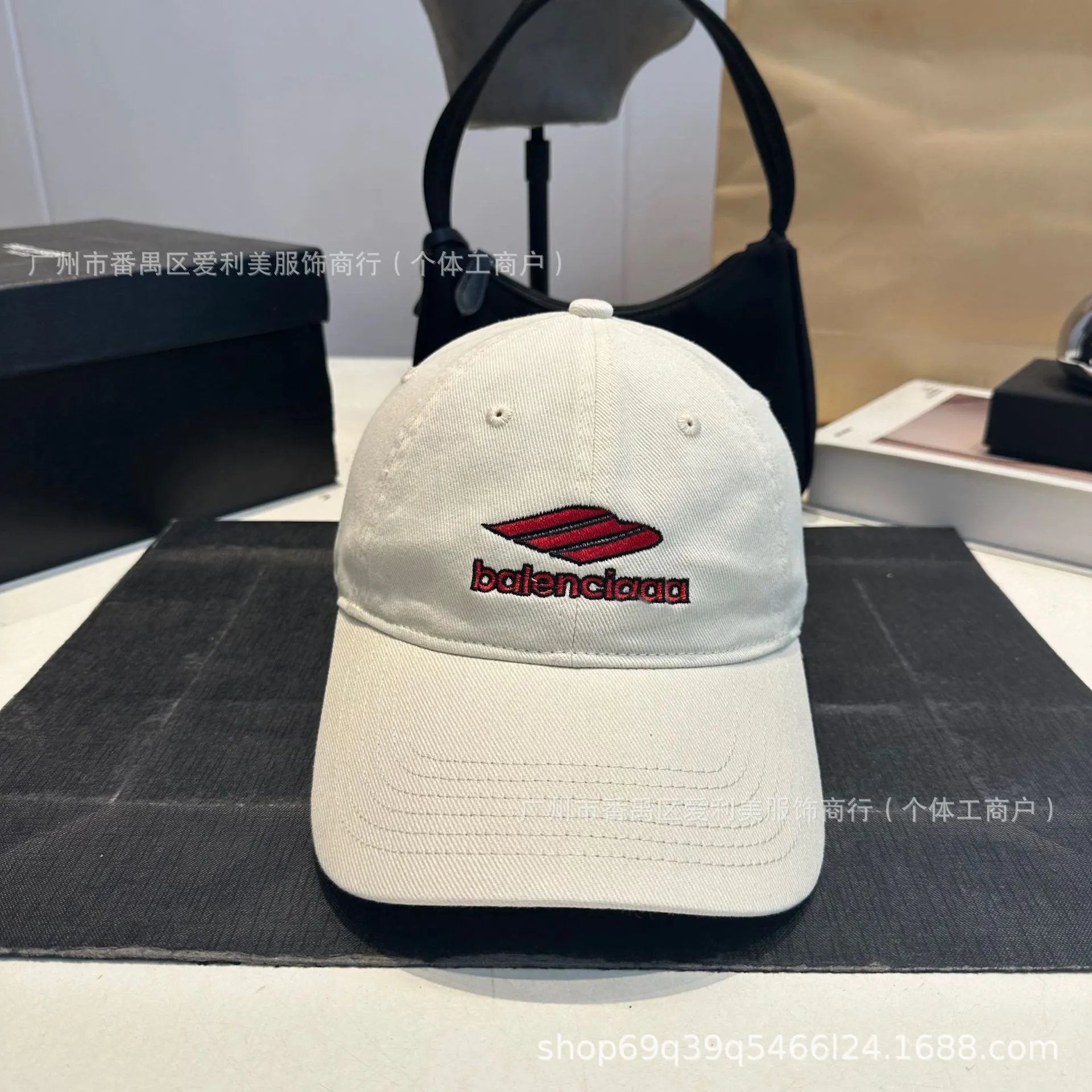 Balenciaga Logo Embroidered Beige Baseball Cap - 3