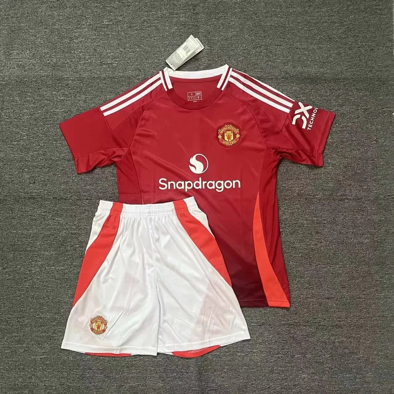 Adidas Football Jerseys Jersey and Shorts Set with Club National Team Crests — 24/25 Manchester United Home Kit