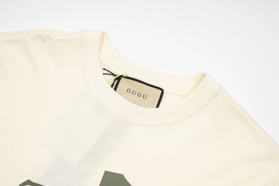 Gucci GUGU x The North Face Graphic Print Black T-Shirt T-Shirts - 11