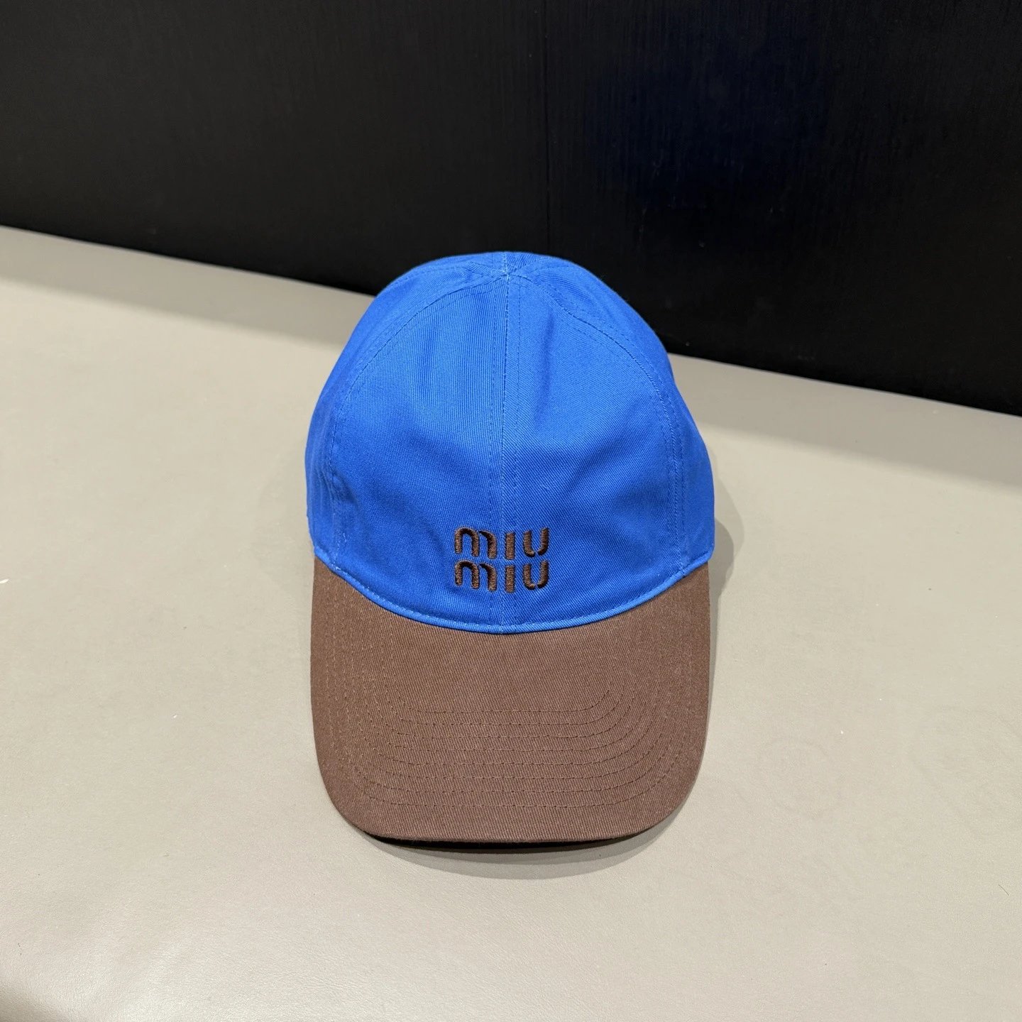 Prada Triangle Logo Washed Denim Baseball Cap Gray - 25